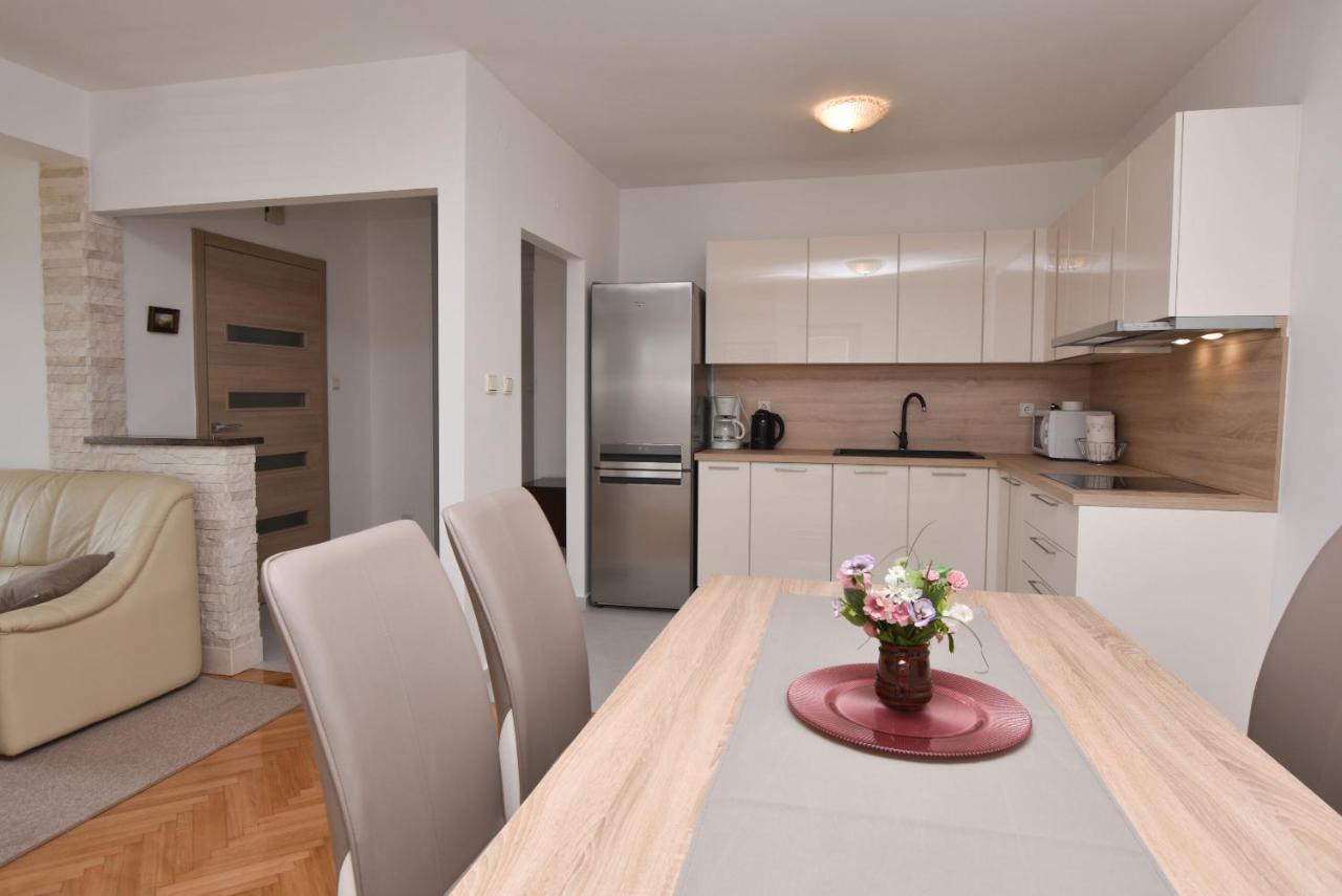 Apartments Danica Primošten Esterno foto