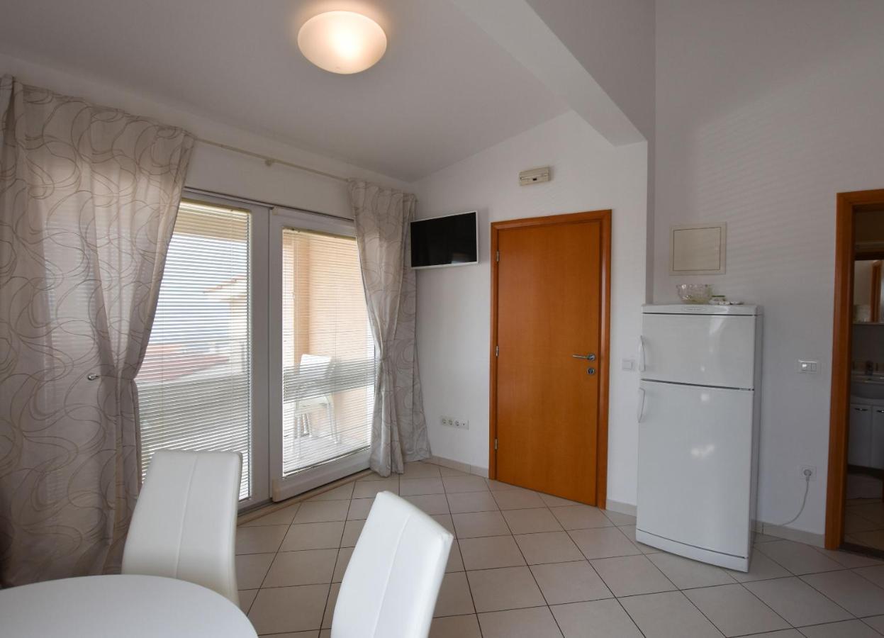 Apartments Danica Primošten Esterno foto